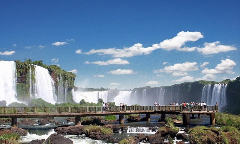 BRAZIL–THÁC IGUAZU-min