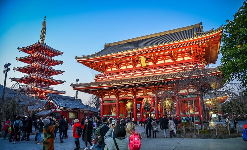 – Đền Asakusa Kannon-min