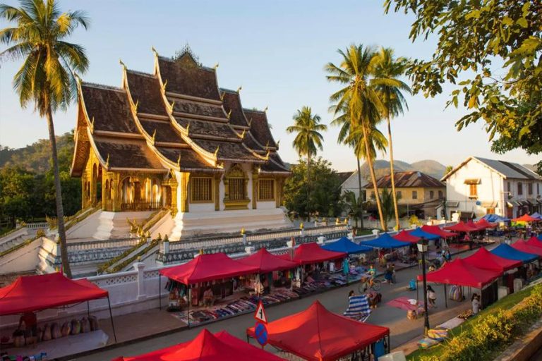 Luang Prabang UNESCO heritage town – The Complete Travel Guide to Laos